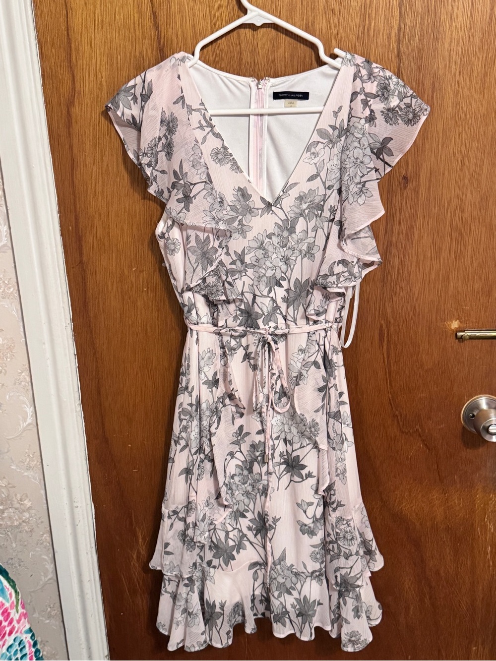 Tommy Hilfiger short dress/worn once / not altered